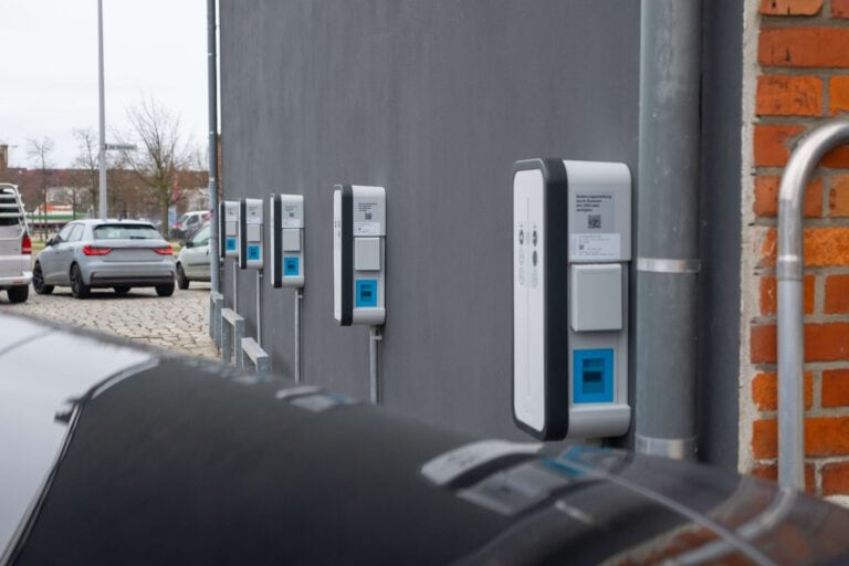 Feuerwache Ladestationen Auto